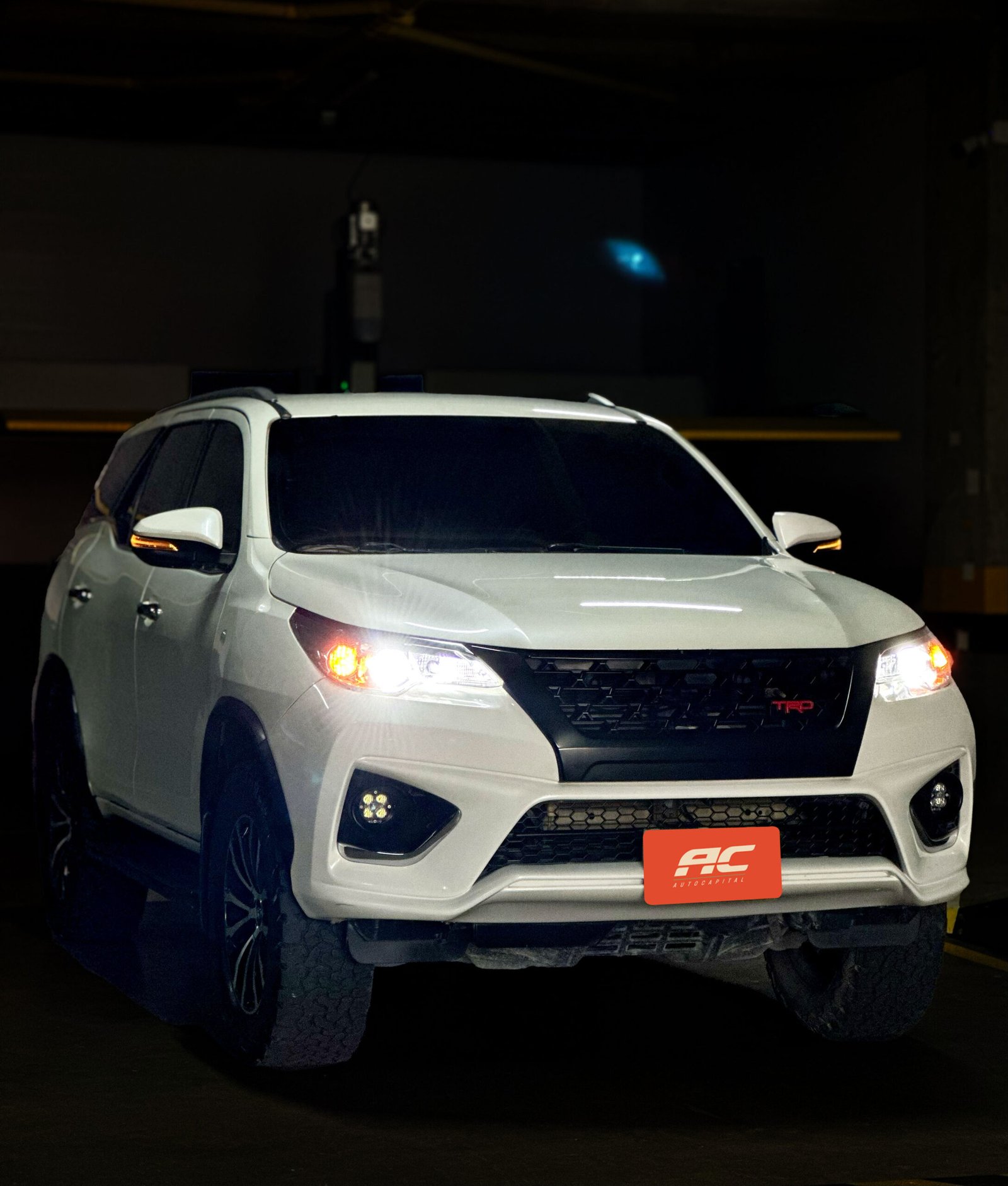 TOYOTA FORTUNER STREET